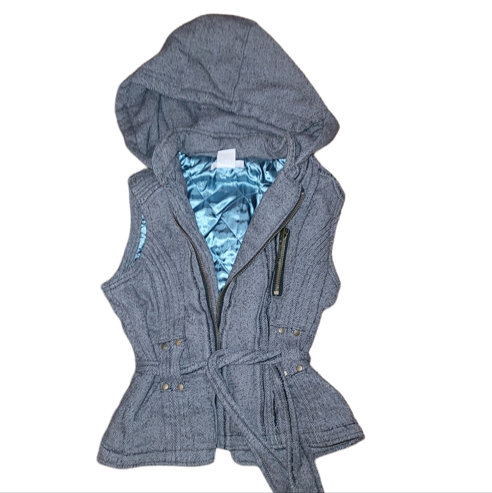 Charlotte Russe Zippered Vest